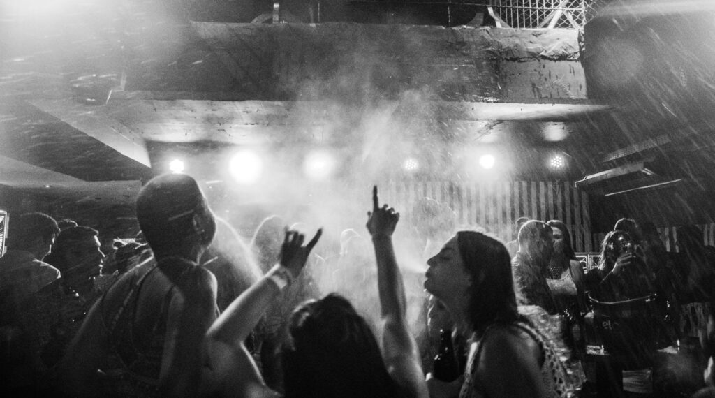 Nightlife_pic1