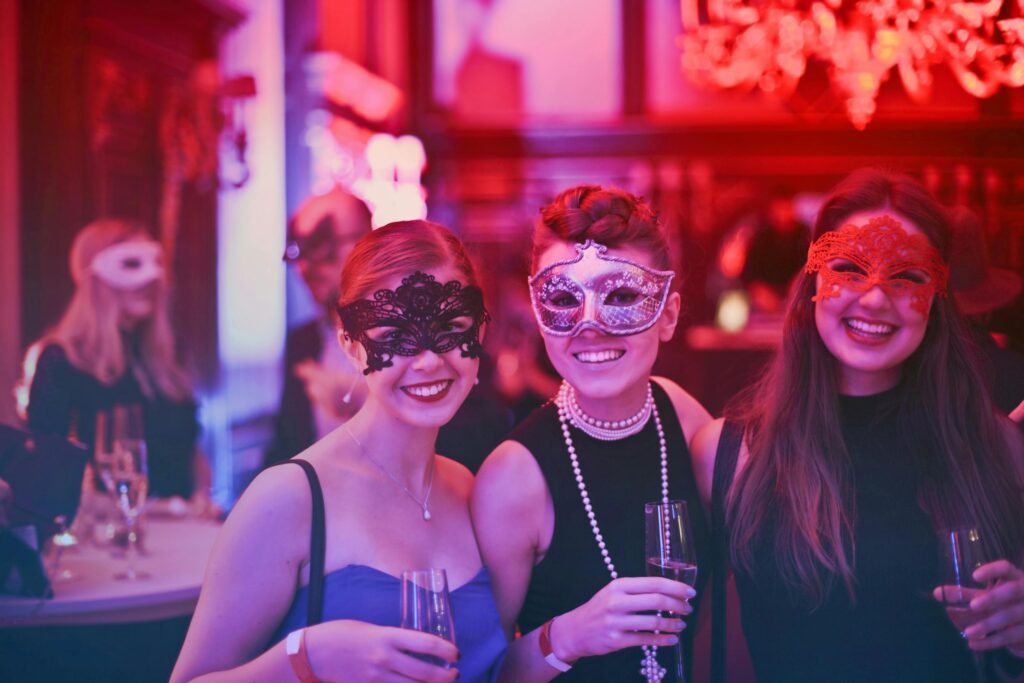 Nightlife_pic2